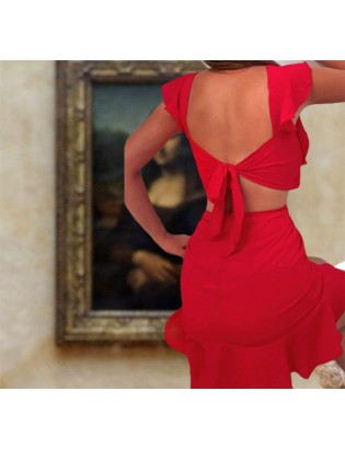 Kırmızı fırfırlı sırt dekolteli elbise